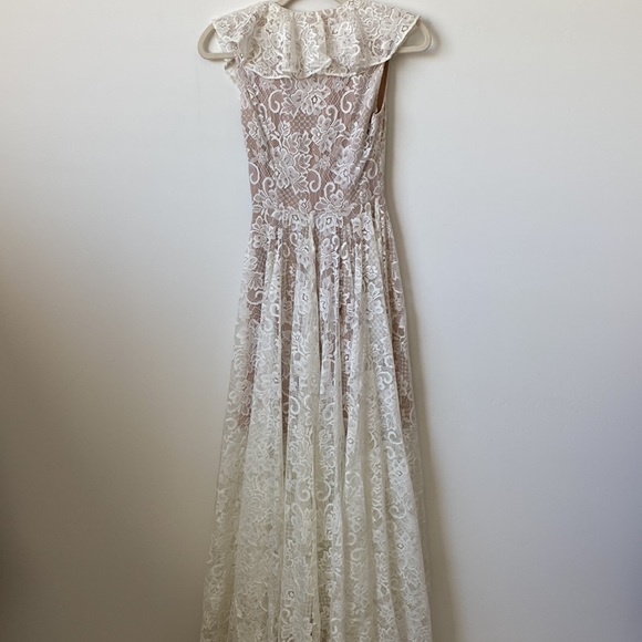 Revolve The JetSet Diaries White Lace High Low Dress Size: XS - Picture 7 of 11